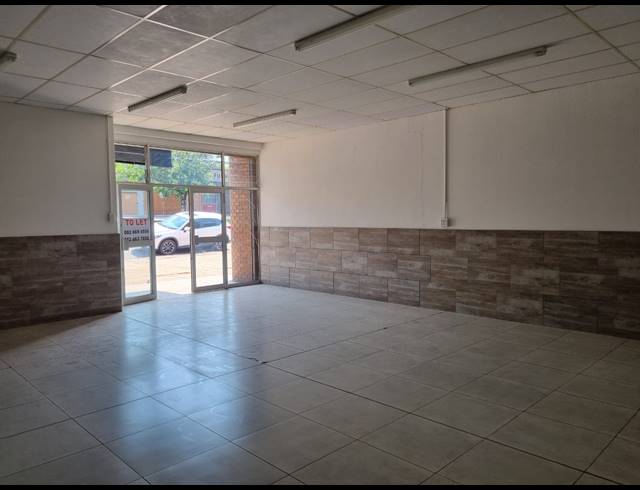 90M² RETAIL TO LET IN WHITE RIVER CENTRAL